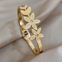 Greatera Stainless Steel Double Flower Cuff Bracelet Bangle for Women Gold Color Metal Floral Bracelets Waterproof Party Jewelry