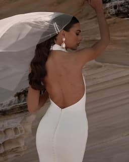 Customized Simple Mermaid Halter Boho Wedding Bride Gown Sexy Backless Soft Bridal Dress Robe Exquisite Modern Style Retro High