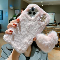 Luxury Love Pendant Phone Case For iPhone 15 Pro Max 14 13 12 11 X XS XR 8 7 6 6S Plus SE 2020 Cute Warm Winter Plush Fur Covers
