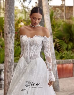 Oine Bohemian Off Shoulder A Line Lace Appliques Wedding Dress Long Sleeves Exquisite Vestidos De Novia Sweep Train Customized