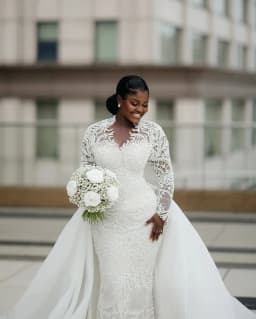 Customized African Plus Size Mermaid Wedding Dress Illusion Detachable Train Long Sleeves Lace Beaded Bridal Gowns for Bride