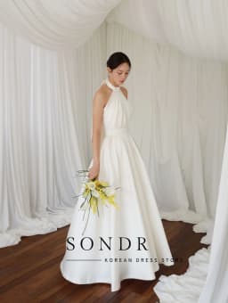 Sondr Elegant Halter Backless Evening Dress Korean Wedding Photo Shoot Floor Length Ivory Pleat Party Event Gown Customized