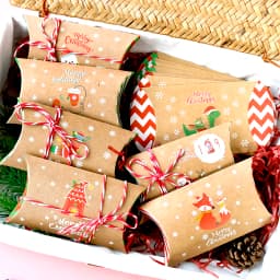 24Sets Pillow Shape Christmas Gift Boxes Vintage Kraft Paper Box with Number Stickers& Rope DIY Xmas Advent Calendar Treat Boxes