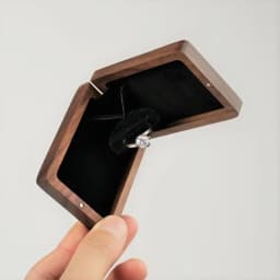 Solid Wood Rings Box Rotating Display Ring Boxes Creative Wedding Ring Organizer Showcase Box Portable Jewelry Storage Boxes