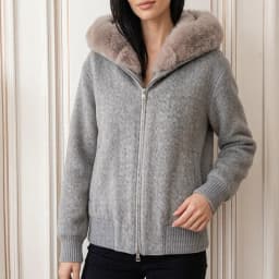 2026 Women's Cashmere Fur Coat Fox Otter Rabbit Fur Outerwear Elegant Warmth Fashionable Winter Coat