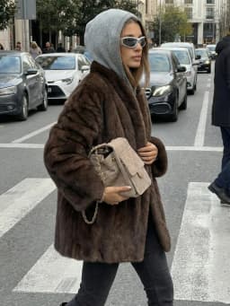 Winter High Quality Thick Warm Faux Mink Fur Coat Women Luxury High Quality Elegant Stand Collar Casual Fluffy Mink Fur Jacket