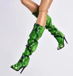 Wrinkle showed up after wearing on your fr dolls boots FIT for your FR6 nu.face 3.0 FR2 kissmela FW9