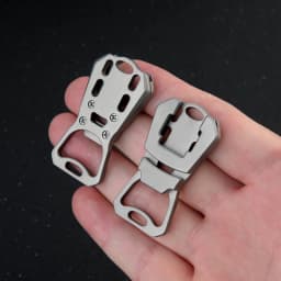 Ultra Light Titanium Alloy Mini Bottle Opener Multifunctional Keychain Bottle Opener Mini portable keychain