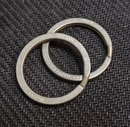 2PCS 20-32MM Titanium Alloy Rotating Ring Buckle Keychain Waist Belt Buckle Spring Lock Keyring Outdoor Tool EDC Unboxing Tool