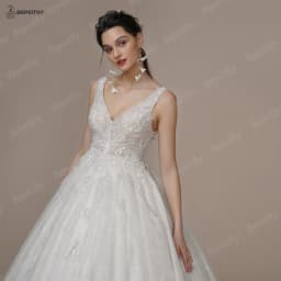 BEPEITHY Customized Bride Luxury V Neck Crystal Wedding Dresses 2023 Court Train Beading Exquisite Ivory Bridal Ball Gown Spring
