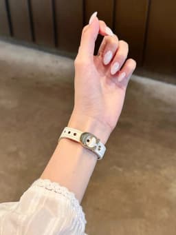 Luxury Leather Loop Correa for Apple Watch Band Women Strap 11/10/9/8/7/6/5/4/3/2 38mm 40mm 41mm 42mm 44mm 45mm 46mm 49mm