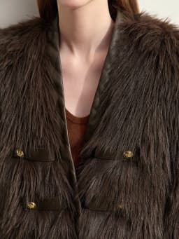 AMII 2026 Winter New Fur Jacket Solid Color Modern Warm Outerwear V-neck Imitation Fur Loose Spliced PU Top Female 12424012