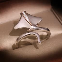 Huitan Aesthetic Flower Adjustable Finger Ring Female Brilliant Zirconia Jewelry for Engagement Ceremony Delicate Accessories