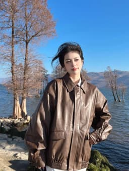 Short Black Leather Jacket Women's Style 2026 New Spring Autumn Popular Motorcycle Coat Small Size Young Women's Fashion
