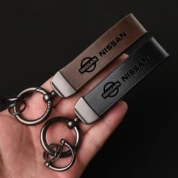 Luxury Genuine Leather Keychain Car Key Ring Holder Jewelry Custom Gift For Nissan X-trail Qashqai Juke Rogue Altima Leaf Car