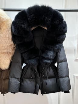 2026 New Winter Real Natural Fox Fur Collar Thick Wam Puffer Jacket Women Hooded Belt Slim White Duck Down Coat Waterproof Parka