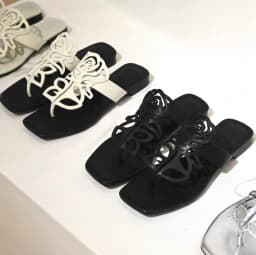 Rose Hollow Out Bicolor Slides Comfortable Vacation Shoes 2024 Summer Clip Toe Flat with Side Air Slip On Casual Women Slippers
