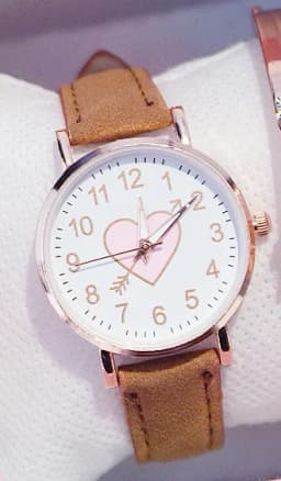 Cute Heart Pattern Dial Girls Quartz Wrist Watch Simple Leather Band Fashion Watch For Student Daily Gift