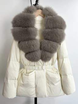 2025 Newest Winter Real Natural Huge Fox Fur Puffer Jacket Women Thicken Warm Belted 90% White Duck Down Coat Waterproof Parka