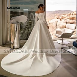 Customized Elegant Off Shoulder Ivory Satin Wedding Dress for Bride Long Sleeves A-Line Bride Gown Court Train Vestidos De Novia