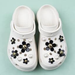 Best Selling Hole Shoes Charms Ready To Put on White Daisy Sunflower Combination Suit Shoe Buckle Girlish Shoes Accessories 2026