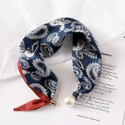 High End Chic Lazy Scarf Lightweight Convenient Magnetic Buckle Scarf Polyester Printed Design Pearl Decoration Scarf Vacation
