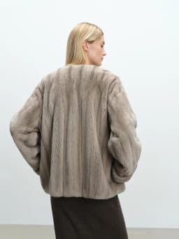Lautaro Autumn Winter Short Luxury Elegant Thick Warm Soft Brown Faux Mink Fur Coat Women Long Sleeve Modern Chic Fluffy Jacket
