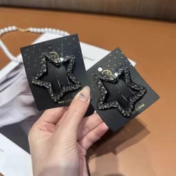 2 Rhinestone Star-Shaped Hair Clips, Side Clips for Bangs at the Back of the Head, Simple Star-Shaped Hairpins for Women, Gift Suitable for Eld, Ramadan Holiday Gift