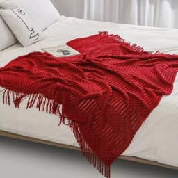 Christmas Red Throw Blanket with Fringe Vintage Bed Throws Decorative Large Red Throw Blanket for Couch Sofa Indoor Outdoor