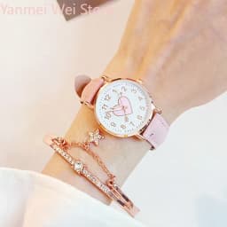 Cute Heart Pattern Dial Girls Quartz Wrist Watch Simple Leather Band Fashion Watch For Student Daily Gift