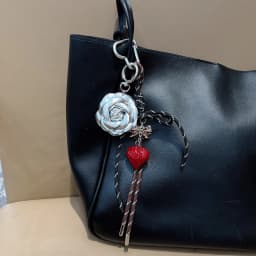 Handmade Camellia Flowers Personalized Heart Keychain Creative Simple Diy Rope Pendant Tassels Trendy Accessory Gifts