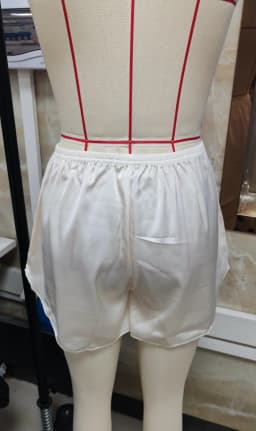 Womens Satin Shorts Loose Casual Solid Color Elastic Waist Mini Shorts Stylish Summer Streetwear