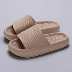 Thick Bottom Cloud Slippers Women Summer 2026 Lightweight Soft Sole Platform Sandals Woman Casual Non-slip Beach Shoes Slides