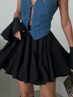 Women's Summer White Mini Skirt High Waist A-Line Vintage Ruffle Tennis Style Black Elastic Waist Cute Ruffle Short Skirts