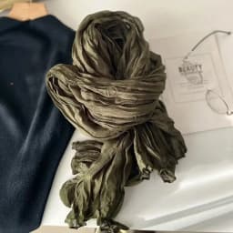 VREOVOR Solid Color Hand Feel Scarf Retro Autumn Winter New Pleated Green Thin Strip Shawl Men's Women's Thermal Silk