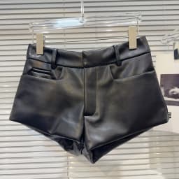 DEAT 2026 Spring New Items PU Leather Solid Color High Waist Shorts For Women Temperament Short Pants Female Fashion 11A02227