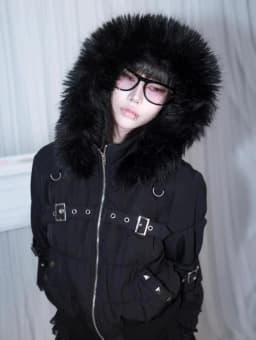 Sexy Punk Gothic Women's Cropped Puffer Parka Fur Collar Rivet Buckle Strap Ruched Waist Thick Warm Winter Streetwear Outfit