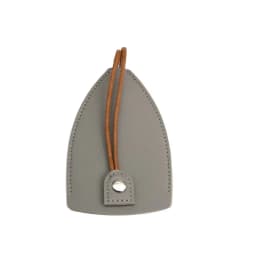 Heart Pu Leather Magnetic Hat Clip Portable Hat Storage Wallet Buckle Love Shape Hat Holder Organizer Gadget Hanging on Bag