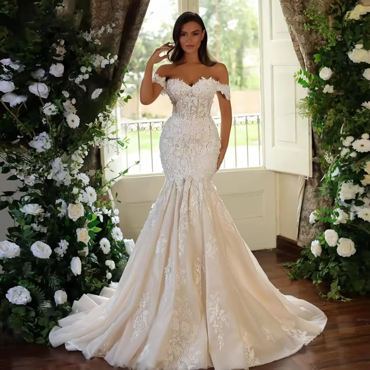 Customized Off The Shoulder Tulle Wedding Dresses for Bride Mermaid Laces Applique Boho A Line Bridal Gowns with Train