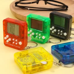 Portable Mini Handheld Game Players Classic Electronic Games Hand Held Console Game Child Puzzle Gaming Console Player Toys Gift