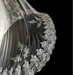5m 4m 3m Long Wedding Bridal Veils Lace Appiques Edge 1 T Tulle Cathedral Veil with Comb Ivory White Velo De Novia Voile Mariee