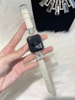 Diamond Leather strap for Apple Watch Band 44mm 45mm 38-42-40-41mm Luxury design Bracelet iwatch series 8 7 SE 6 5 4 Ultra 49mm