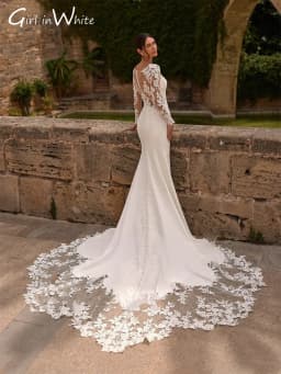 Elegant Wedding Dresses for Bride Square Collar Full Sleeves Appliques Lace Court Train customized Bridal Gowns Vestido De Noiva