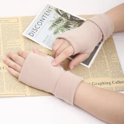 Fingerless Gloves Keep Warm Lovers Men and Women Winter Half Finger Outdoor Riding Driving Non-Slip Office Writing New Fashion