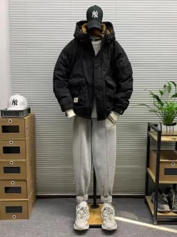 New 2025 Men's Parka down Jacket Thickened Warm Casual Loose Fit White Duck Feather Workwear Style Windproof Youth Fashion