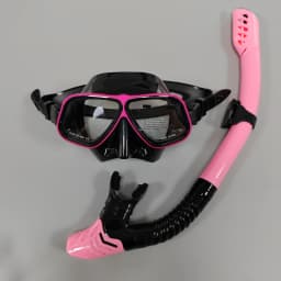 Diving Mask Plastic-Alloy Frame Scuba Equipment Snorkeling Goggles Tempered Glass