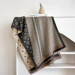 New Brand Elegance Two-Sided Print Scarf Soft Warm Fringe Pashmina Shawl Autumn and Winter Outdoor Coldproof Windproof Blanket