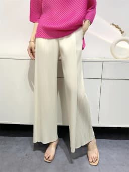 2026 New Miyake Loose Large Size Nine-minute Pants High-waisted Draped Pleated Leisure Thin Pleated Straight Wide-leg Pants Thin