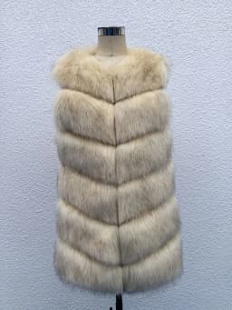 Women Faux Fox Fur Vest Coats Solid Mid Length Fur Jackets V Neck Sleeveless Thick Warm Fur Casual Loose Fit 2026 Autumn Winter