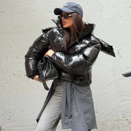 Glossy Cropped Hooded Puffer Coat Drawstring Hem Zip-Up 2026 Winter Women Warm Padded Jacket Warm Causal Lady Cotton‑Padded Coat